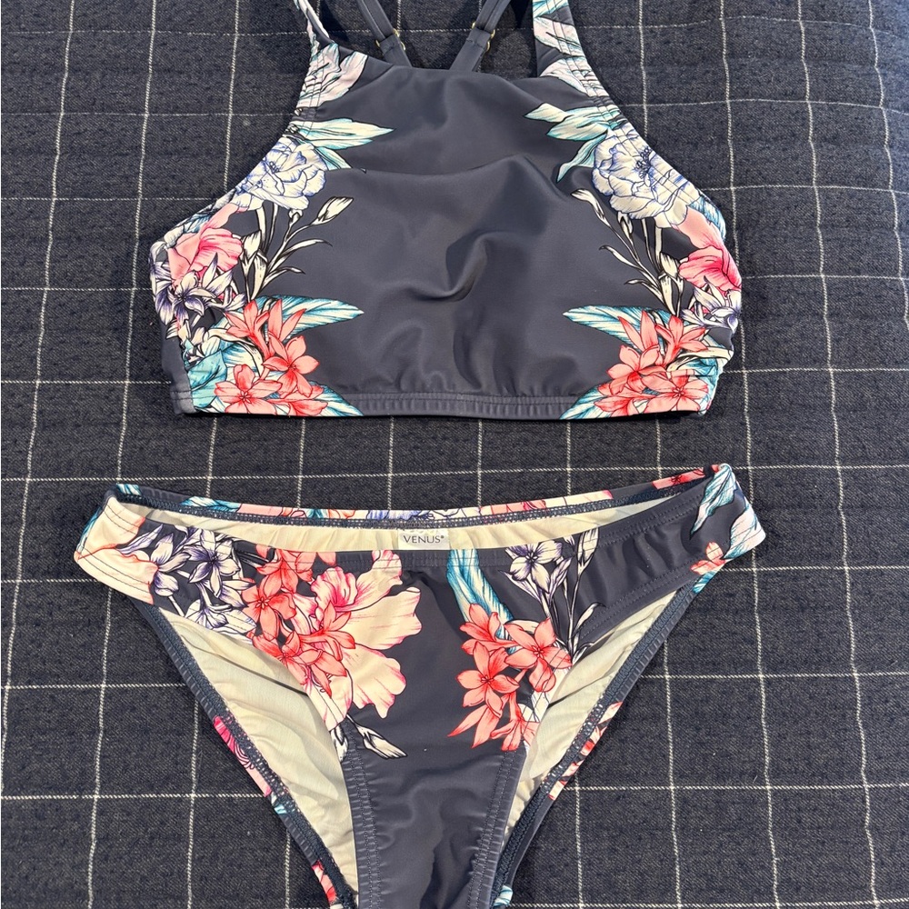 VENUS Black and Pink Bikini Swimwear